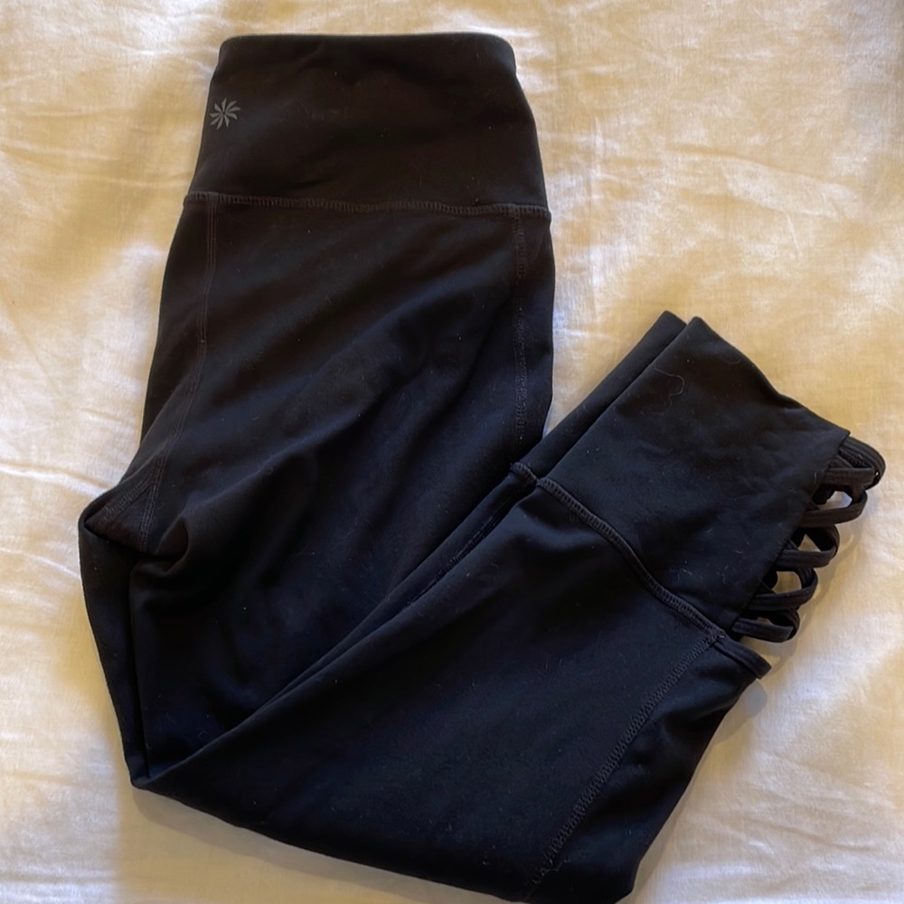 Athleta capri leggings with crisscross detail